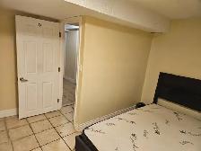 Private Bed Rooms for rent $700 / $750 (steeles and Hurontario) - Photo 8
