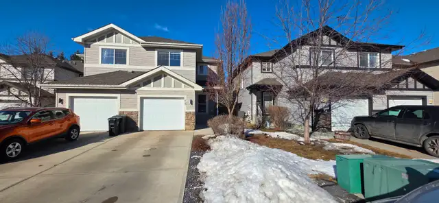 3 Bedroom Half Duplex for Rent in Spruce Grove, AB.