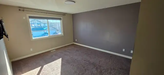 3 Bedroom Half Duplex for Rent in Spruce Grove, AB. - Photo 2