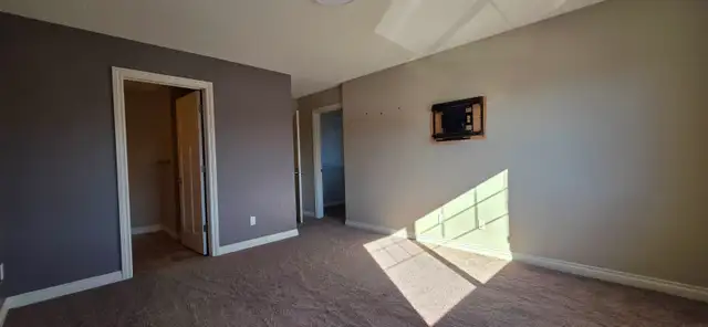 3 Bedroom Half Duplex for Rent in Spruce Grove, AB. - Photo 3