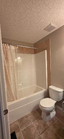 3 Bedroom Half Duplex for Rent in Spruce Grove, AB. - Photo 13