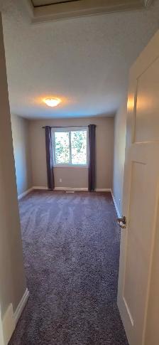 3 Bedroom Half Duplex for Rent in Spruce Grove, AB. - Photo 29