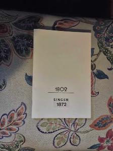 Singer 1872 Merritt Sewing Machine - Photo 5