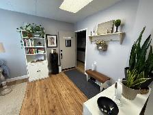 Beautiful Therapy/Professional Office for Rent – Private Waiting - Photo 5