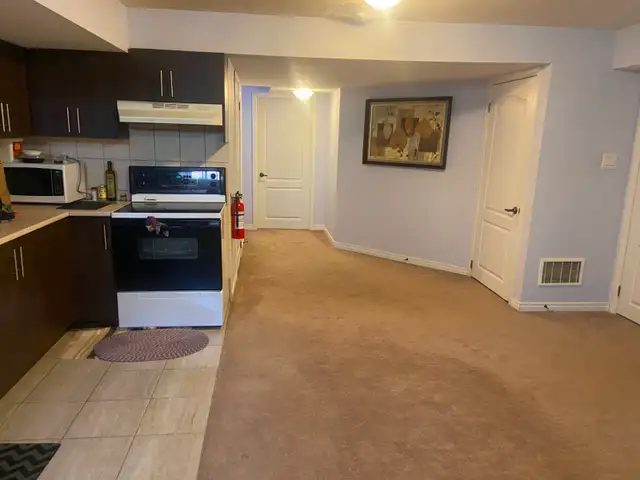 Shared Room Available for Rent from 1st or 15th of Month - Photo 2