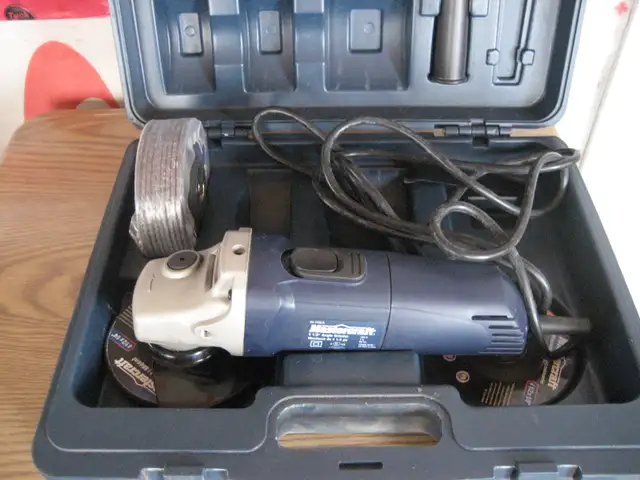 Mastercraft 4 1/2' mini grinder