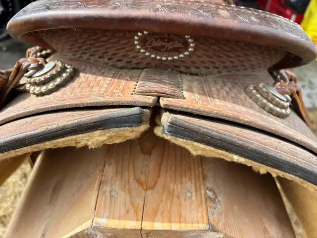 Cutting Horse Saddle - Photo 5