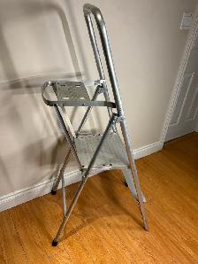 2-Step Aluminum Step Ladder Folding Utility Ladder - Photo 8