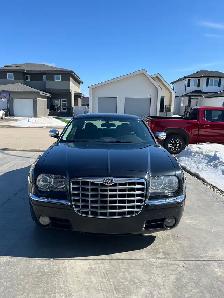 2005 Chrysler 300C - Photo 3