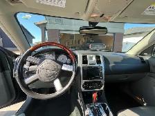 2005 Chrysler 300C - Photo 7