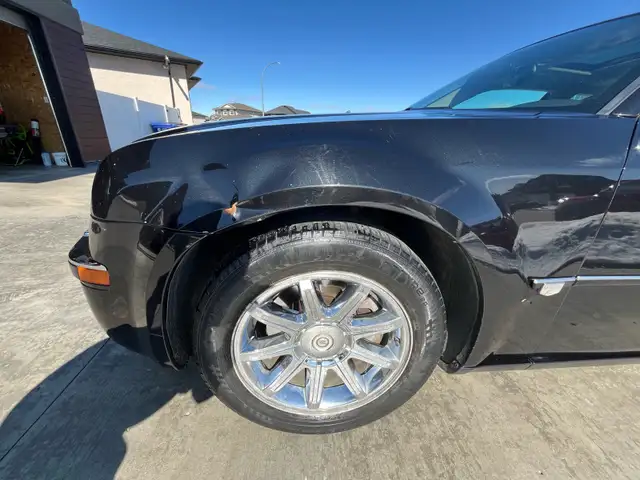 2005 Chrysler 300C - Photo 9