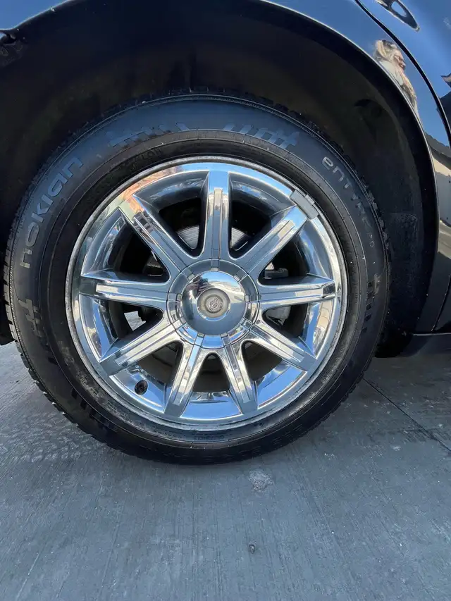2005 Chrysler 300C - Photo 10
