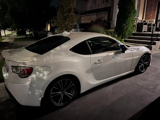 2015 Scion FR-S - Photo 3