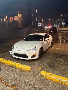 2015 Scion FR-S - Photo 9