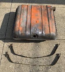 1955,1956,1957, Belair 210 150 Delray,  Tank, Réservoir a gas