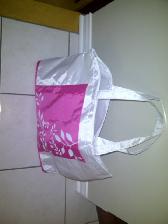 BEAU SAC À MAIN NEUF FEMME BLANC ROSE,  15' HAUTx20'LARGE:$10.00 - Photo 3