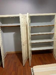 Room for rent Dundas and Bathurst - Photo 2