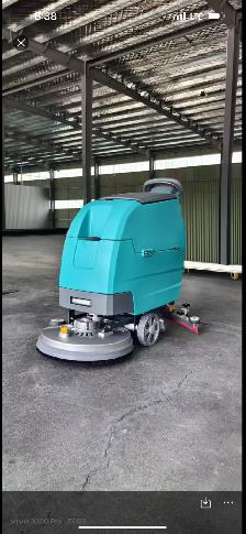 Cleaning equipments and supplies - Photo 6