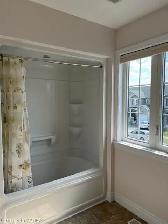 3 Bedroom, 3 Bathroom newer house available for Rent from 1 May - Photo 25