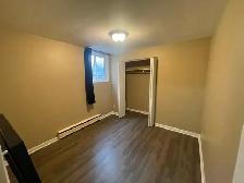 476 Albert St, Ready for May 1st! Minutes from Queens Campus! - Photo 8