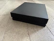 Xbox One x 1TB for sale - Photo 2