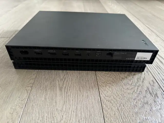 Xbox One x 1TB for sale - Photo 4
