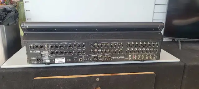 Midas M32 Live Digital Console (30873426) - Photo 2