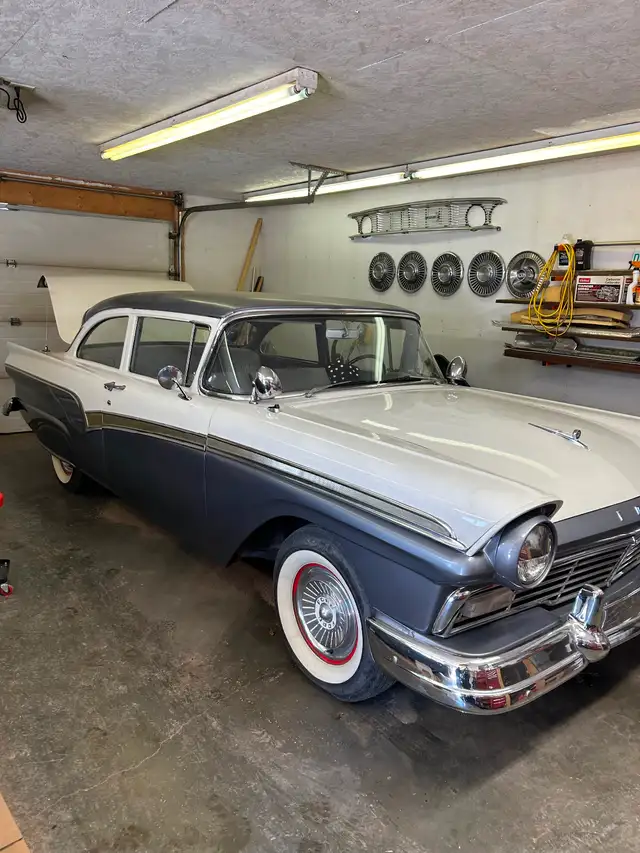 1957 Ford Custom 300