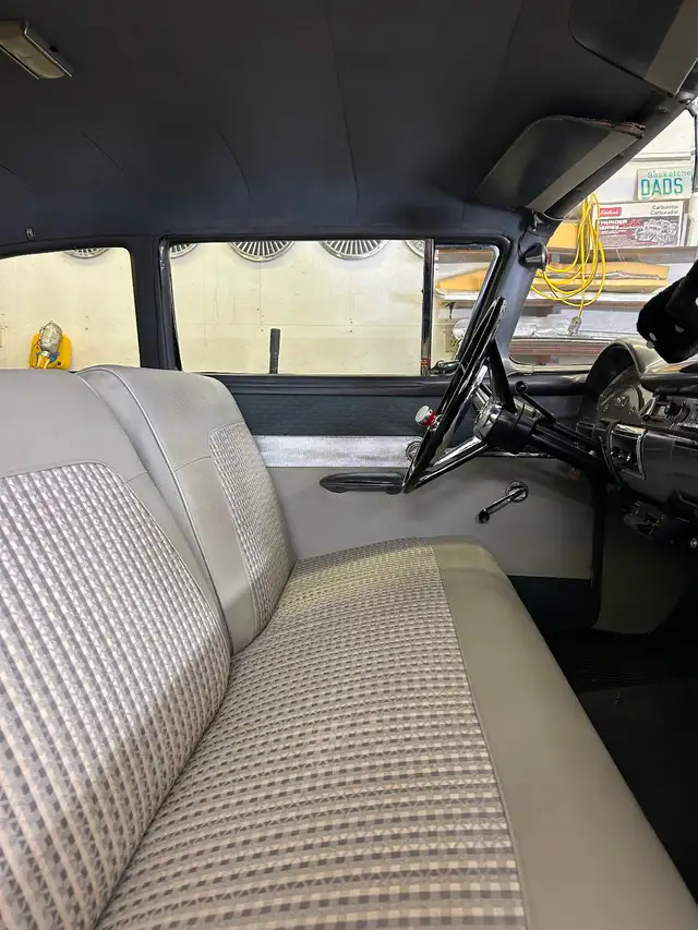 1957 Ford Custom 300 - Photo 5