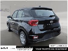 2022 Hyundai Venue Essential - Photo 2