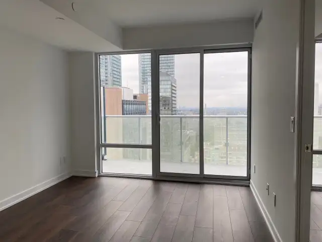 UniversityToronto, RyersonUniversity, Subway,Condo 2Beds Rent - Photo 3