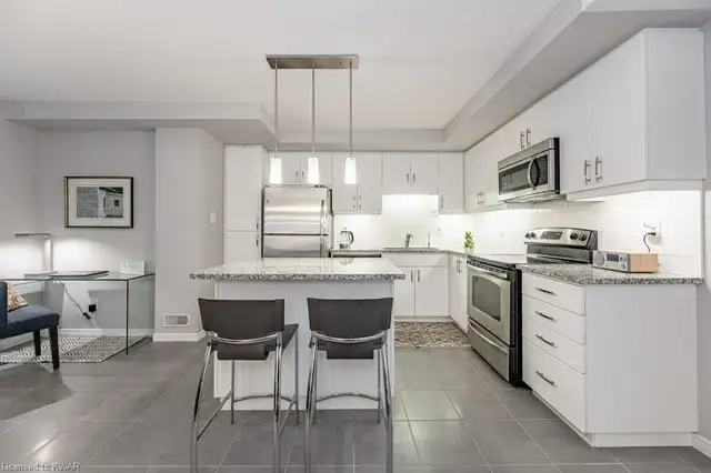 2 Bedroom 2 Bathroom Modern Home in South Kitchener - Photo 5