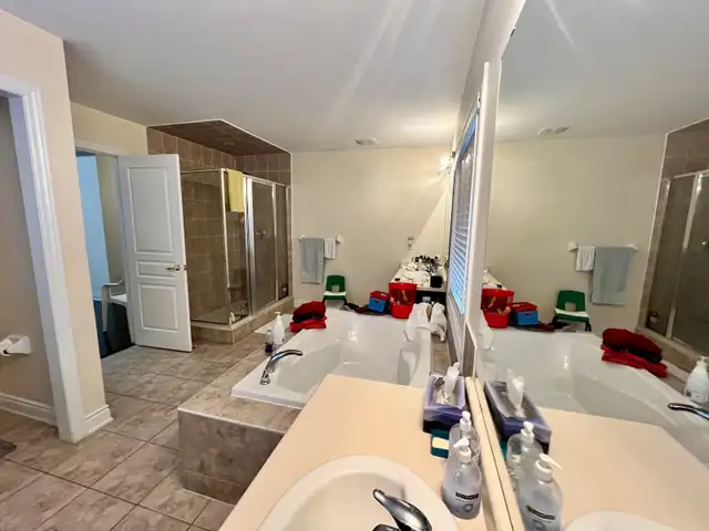 Upper level house for rent - Photo 9