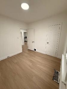 4 Bed 1.5 Bath & 3 Parkinh House for Lease - Photo 10