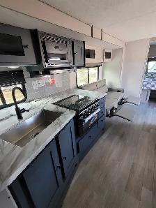 2025 Coachmen 300BHS (Private Sale) - Photo 7