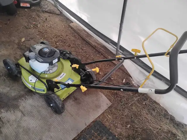 Radley Lawn Mower push like new free delivery