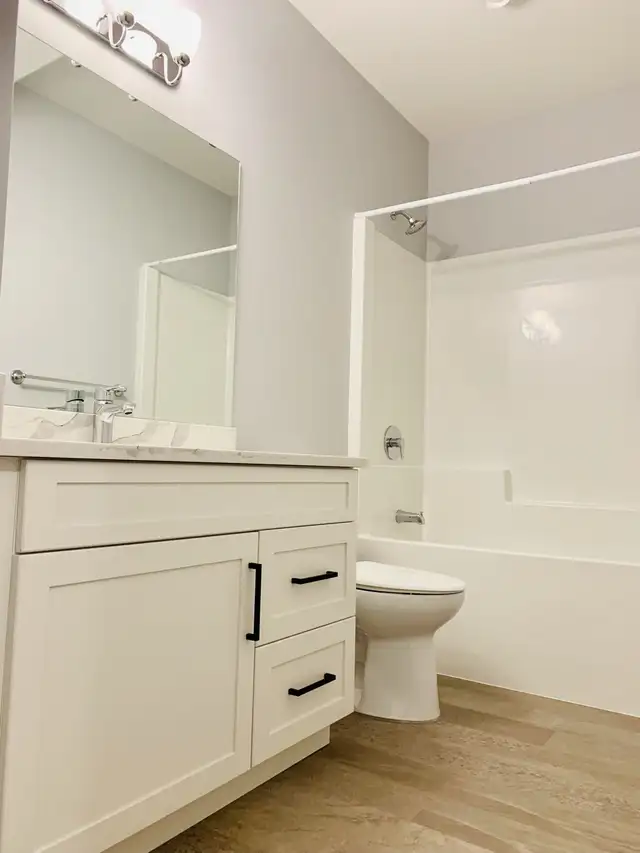 2 BEDROOM BASEMENT SUITE FOR RENT - Photo 9