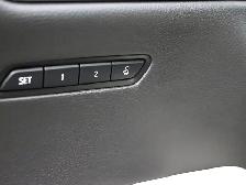 2023 Cadillac XT6 SUNROOF PUSH BUTTON START & MORE! - Photo 16