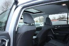 2025 Toyota RAV4 XLE AWD - Photo 13