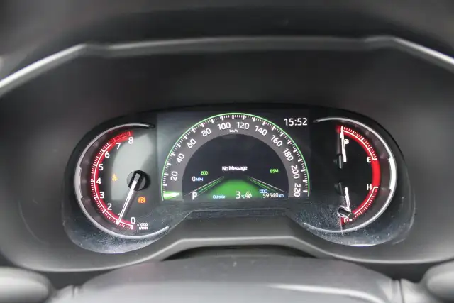 2024 Toyota RAV4 LE AWD - Photo 10