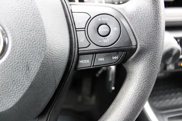 2024 Toyota RAV4 LE AWD - Photo 15