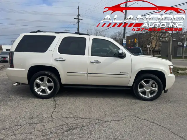 2012 Chevrolet Tahoe LTZ 4x4 Automatic (Certified) - Photo 4