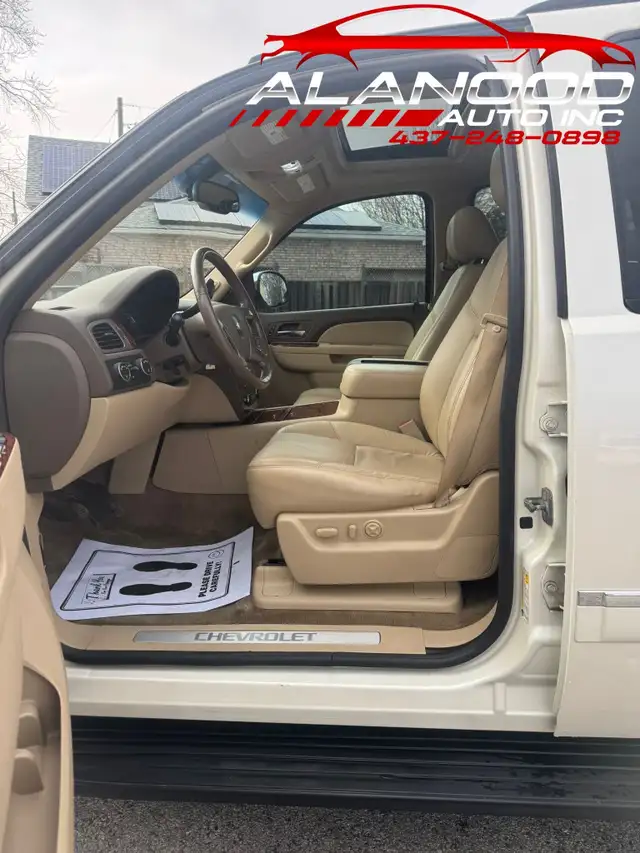 2012 Chevrolet Tahoe LTZ 4x4 Automatic (Certified) - Photo 9