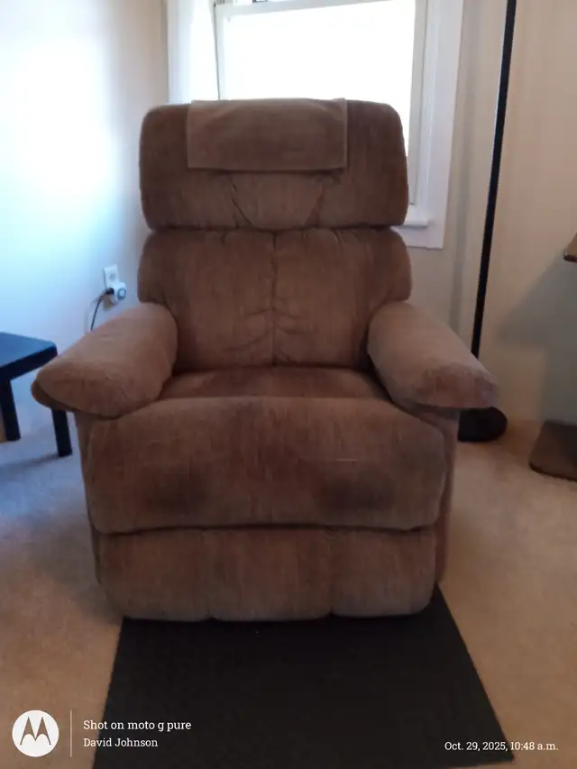 Lazy Boy Rocker Recliner