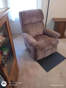 Lazy Boy Rocker Recliner - Photo 5
