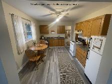 PORT COLBORNE – Large & Quiet 2 Bedroom, upper - Photo 4