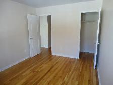 1 bedrm apt, June 1st, quiet south end building, top floor - Photo 8