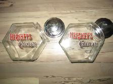 TWO OLD VINTAGE HERSHEY'S CHOCOLATE STORE COUNTER TOP JARS - Photo 5
