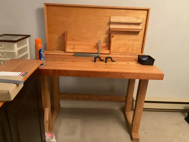 WOODWORKING BENCH 48.75" x 24"D x 56" HIGH