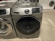 Laveuse seule frontale grise Samsung ( remis a neuf )